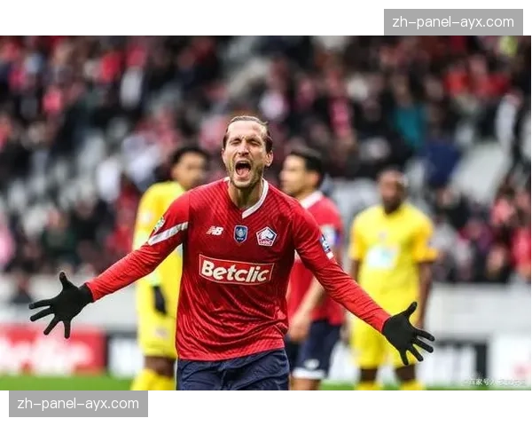 里昂1-0小胜里尔，拉卡泽特点射制胜终结三轮不胜