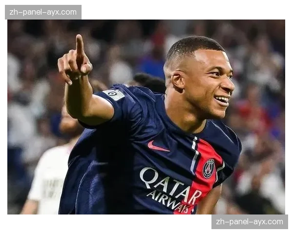 恩德里克传射建功，里昂客场2-0领先巴黎圣日耳曼